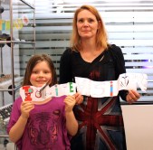 holding polite visitor2_lr