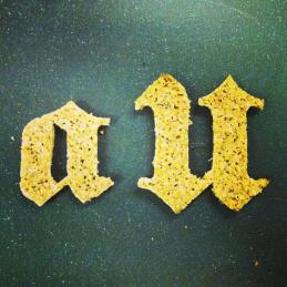 BgcNtzdIQAAL2Iq.jpg-large